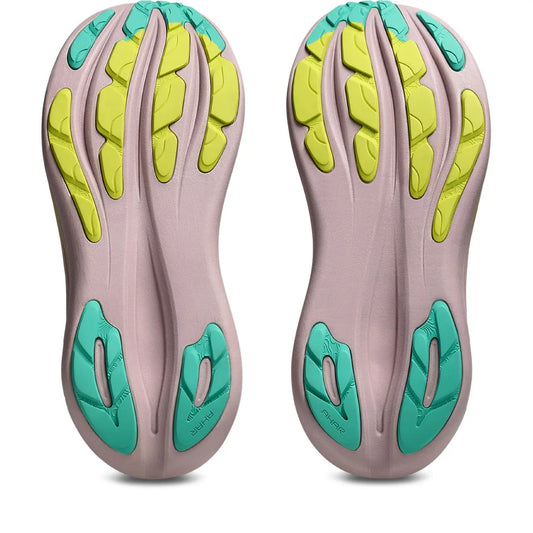 Asics Damenlaufschuhe Gel-Nimbus 28 TR – Rückansicht – beige / 37,5