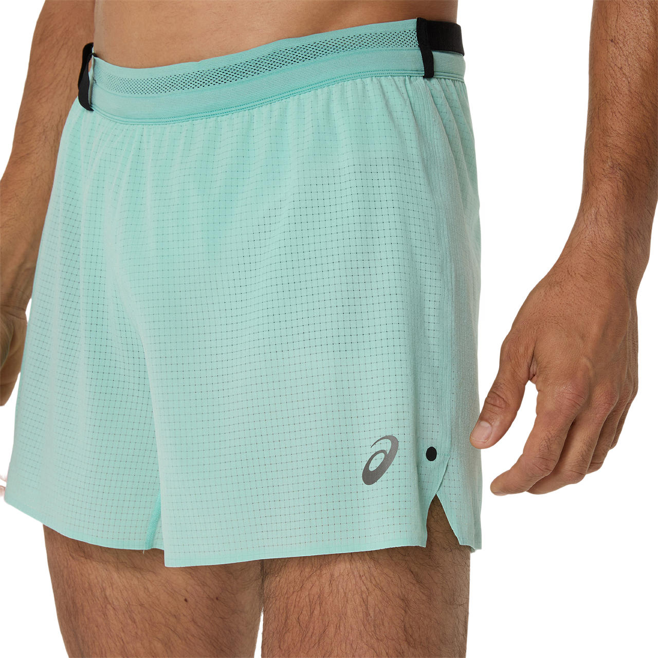 Asics Herrenshort Metarun 5in Short M - leicht, atmungsaktiv & schnelltrocknend für maximale Bewegungsfreiheit beim Laufen