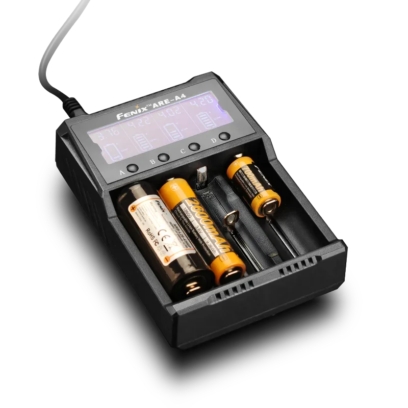 Fenix ARE-04, Multifunktionales Ladegerät – Bild 
