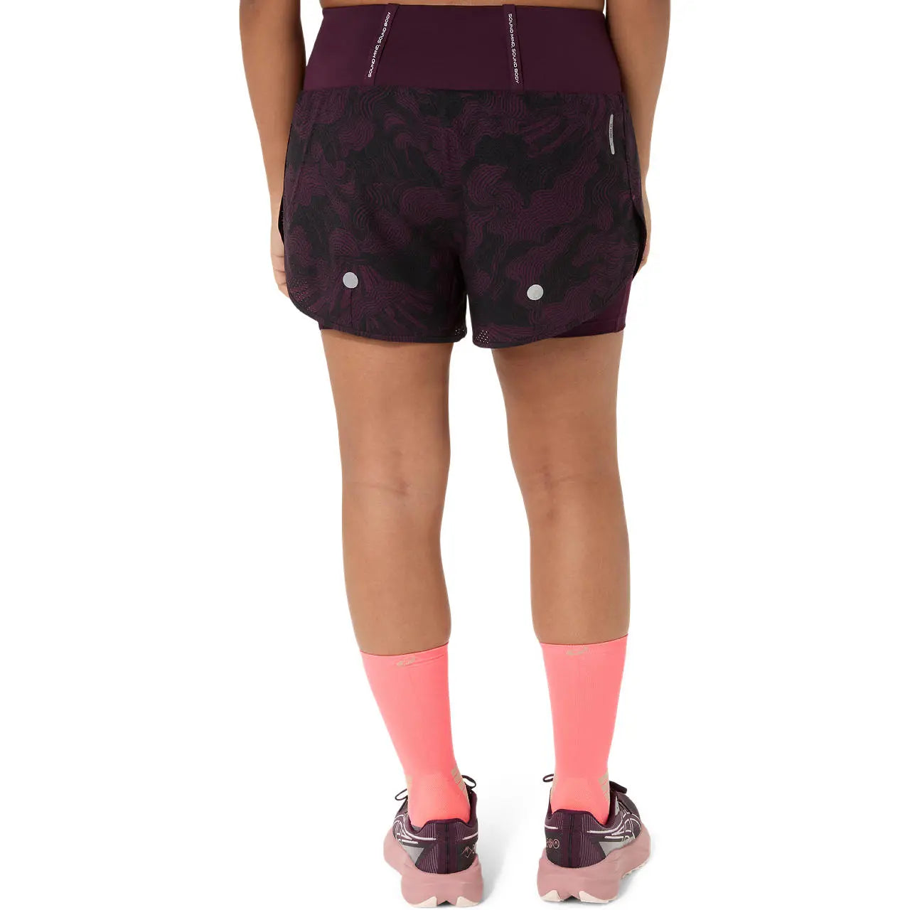 Asics Damenlaufhose Road All Over Print 2-N-1 3.5IN Short, Dark Aubergine – Bild 