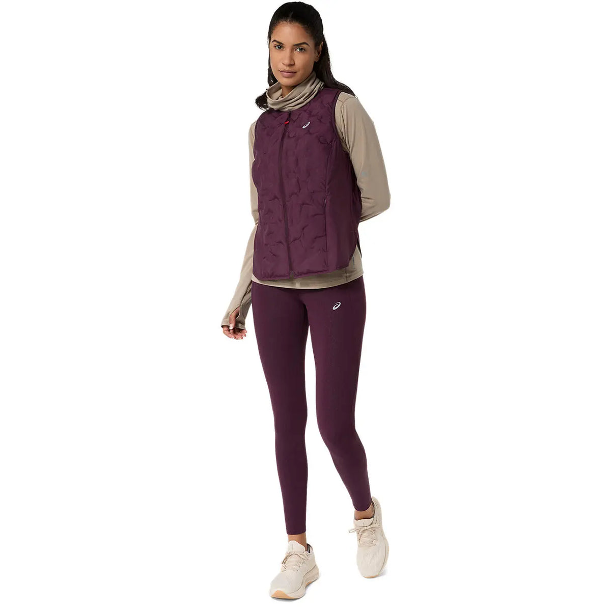 Asics Damenlaufweste Nagino Run Padded Gilet, Dark Aubergine – Bild 