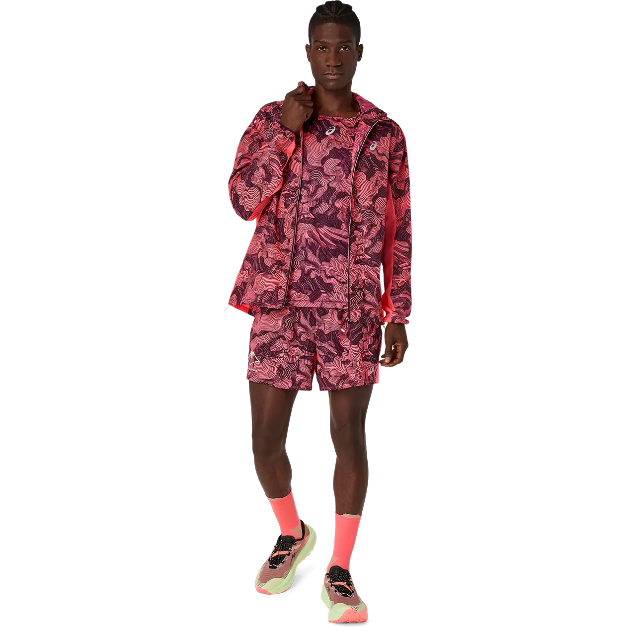 Asics Herrenlaufjacke Fujitrail Packable Jacket, Blazing Coral/Dark Aubergine – Bild 