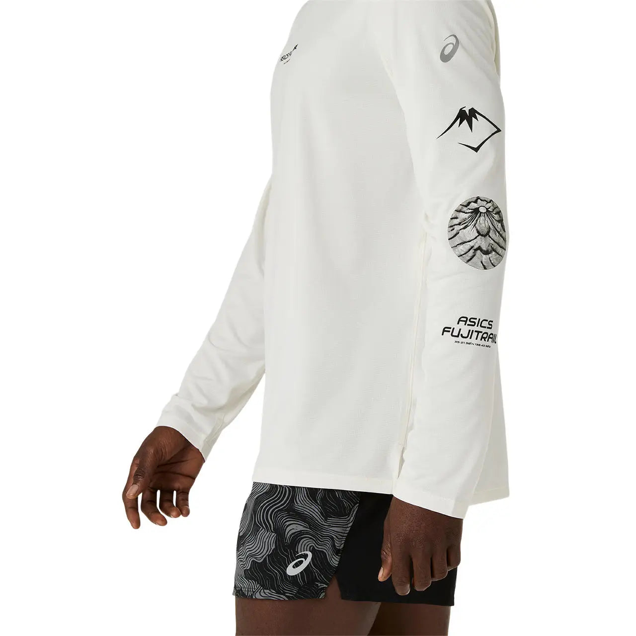 Asics Herrenlaufshirt Fujitrail Logo LS Top, Cream – Bild 