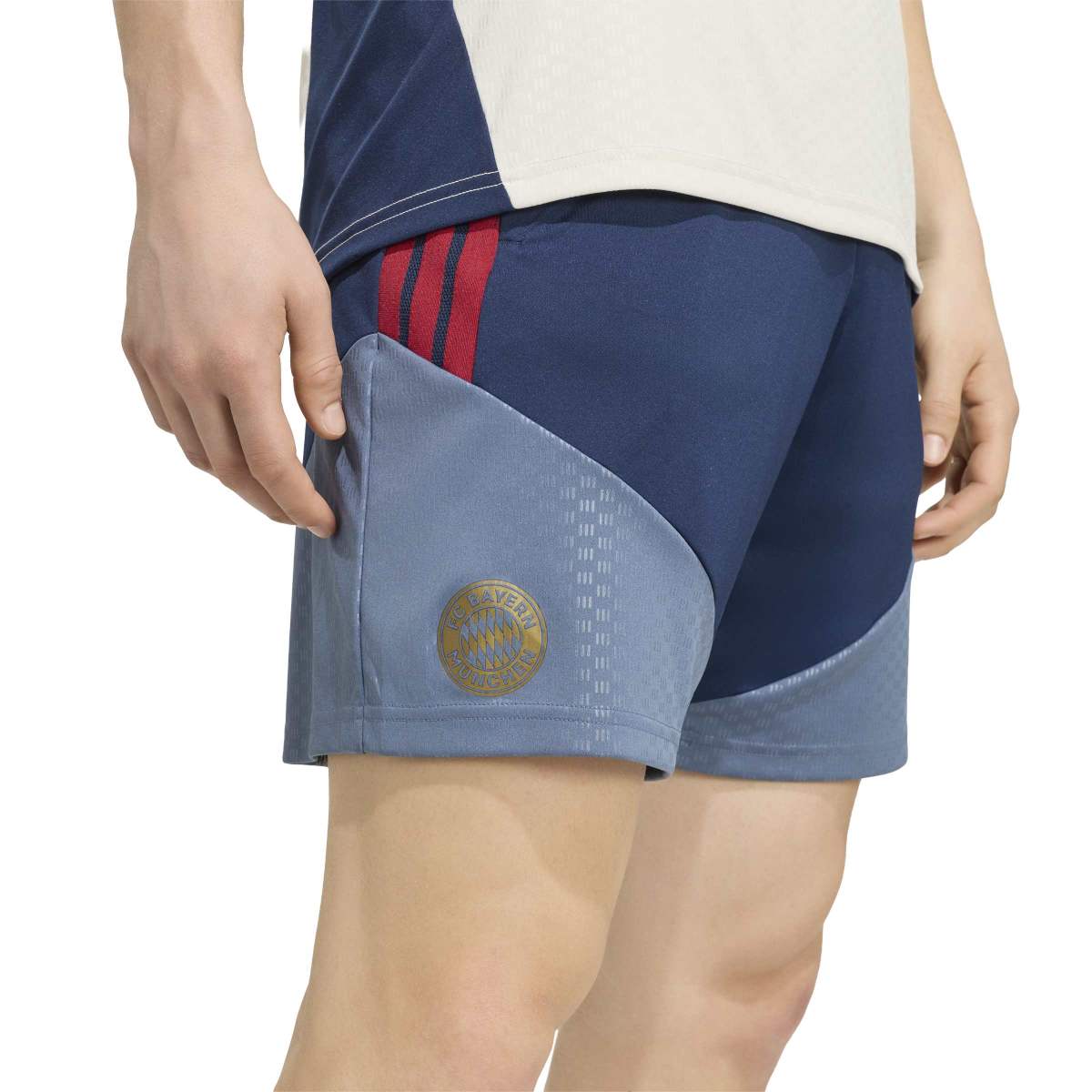 FC Bayern München Herrenfußballshort 26/27