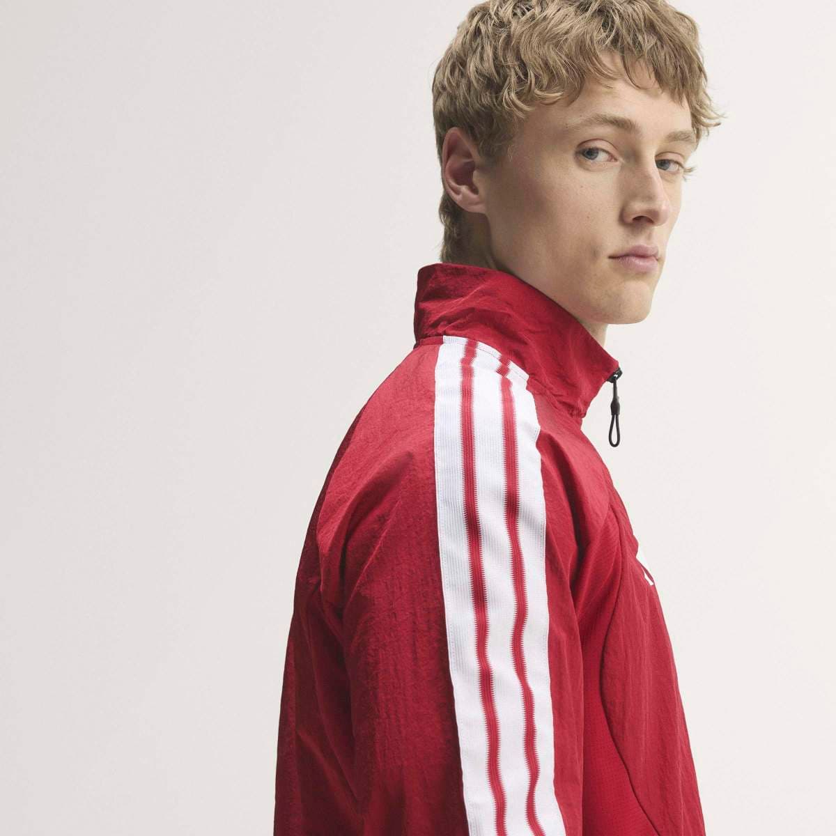 FC Liverpool Herrenfußballjacke Anthem Heimjacke 26/27