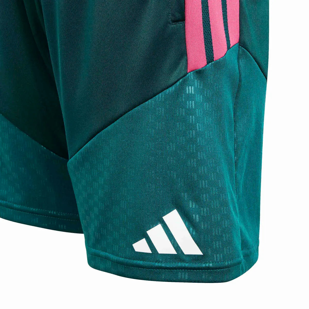 FC Real Madrid Kinderfußballhose Trainingsshort 26/27 – Bild 