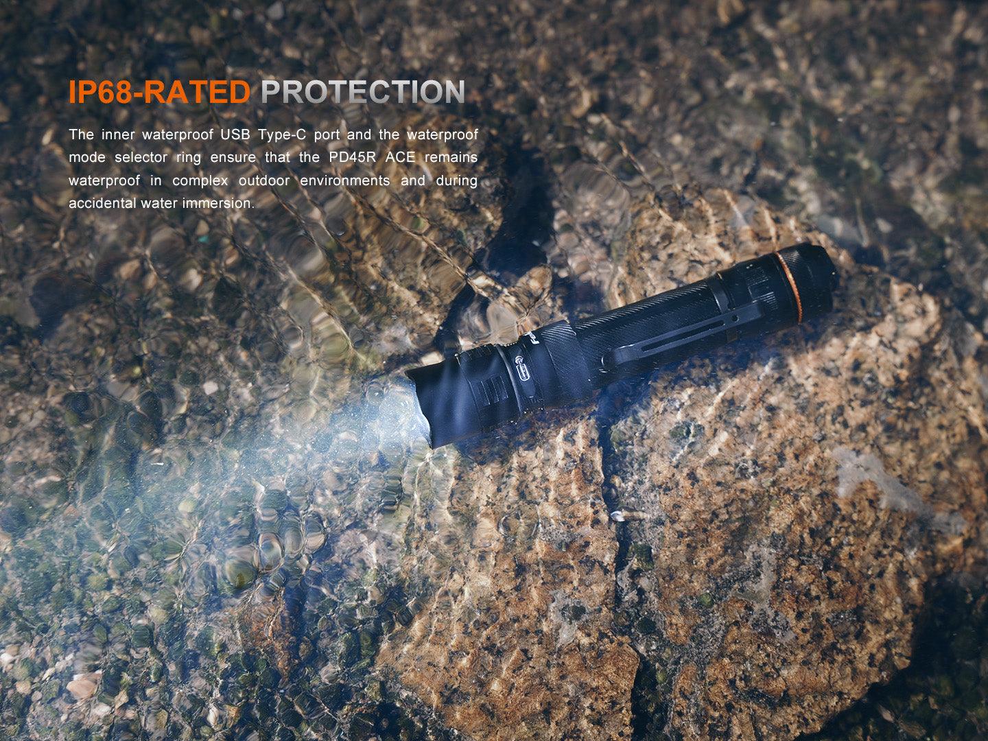 Fenix PD45R ACE Multi-Mode taktische Taschenlampe, 3200 Lumen
