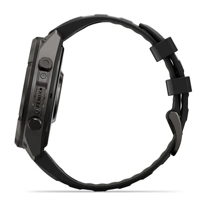 Garmin Fēnix® 9 Pro – inReach®, 47mm Carbongrau DLC Titan mit Silikon-Armband Schwarz/Kieselgrau