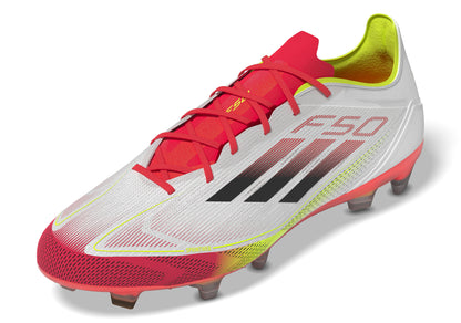 Adidas Fußballschuhe F50 Pro FG - ultraleicht, reaktionsschnell & optimaler Grip für maximale Geschwindigkeit auf festen Böden