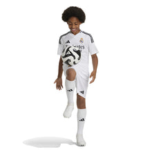 Lade das Bild in den Galerie-Viewer, REAL MADRID Home Short Youth 24/25
