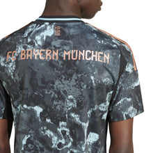 Lade das Bild in den Galerie-Viewer, FC BAYERN Away Jersey 24/25
