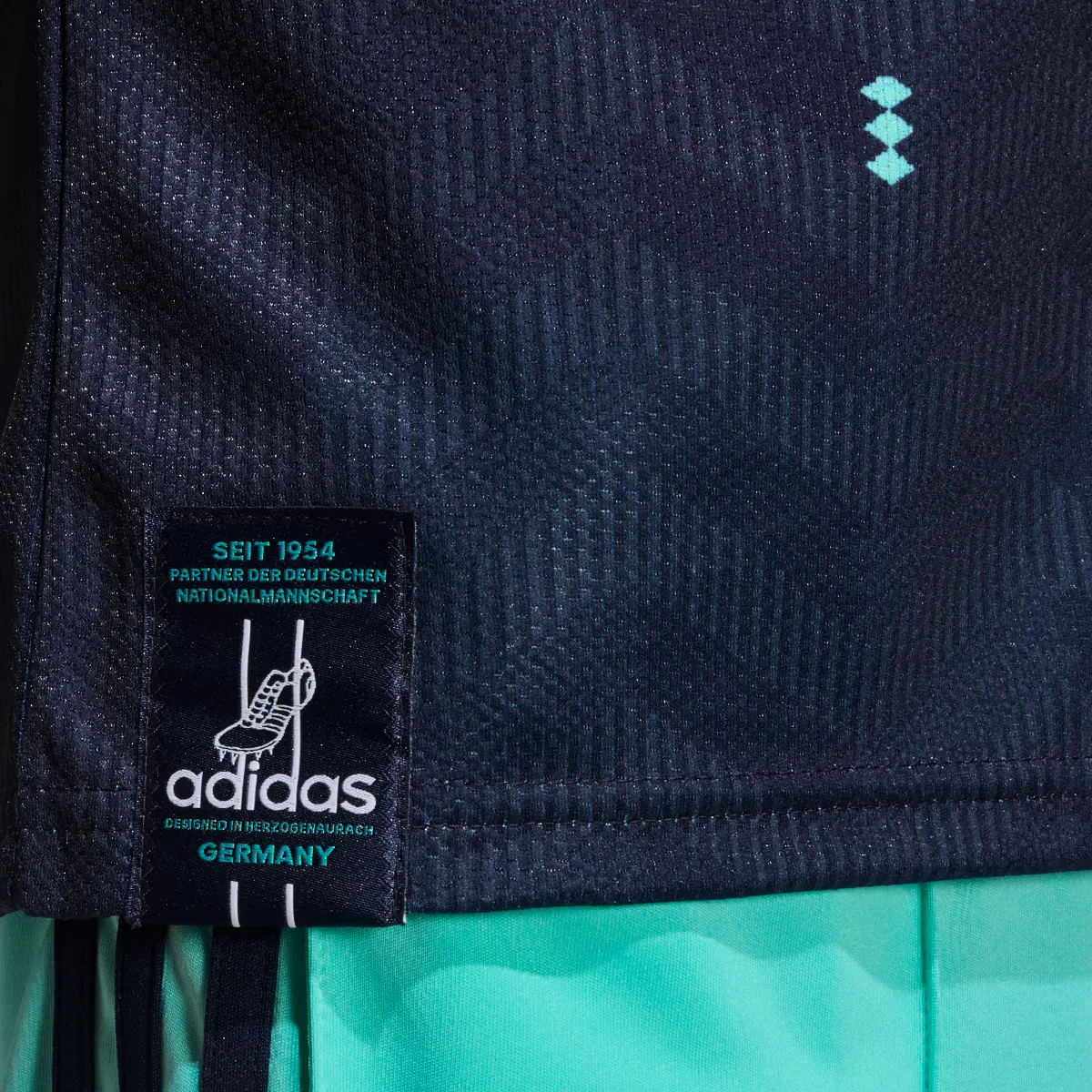 Deutschland Kinderfußballshirt Away Jersey Kids, Kinder Auswärtstrikot mit Climacool für Spiel, Training und Fan Einsatz - machsport