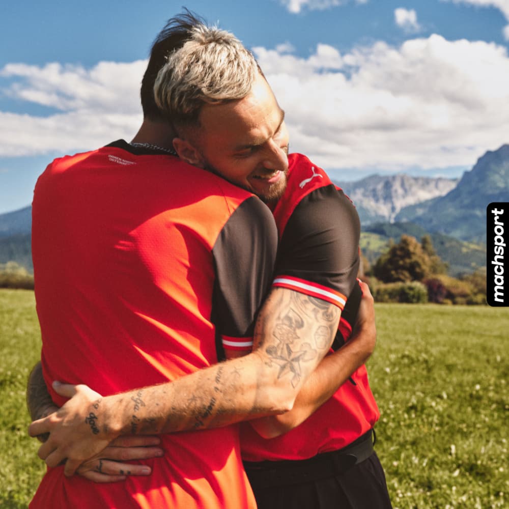 Umarmung Nationalspieler Österreich ÖFB 2026