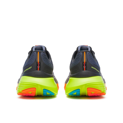 Saucony Herrenlaufschuhe Guide 18