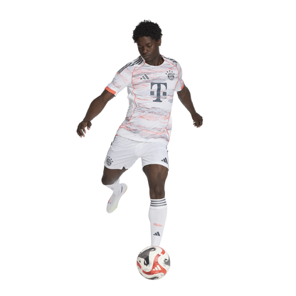 FC Bayern München Away Short 25/26 - machsport