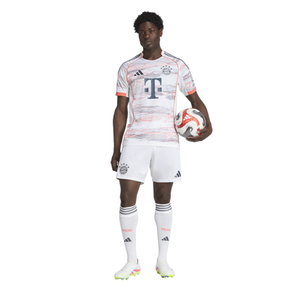 FC Bayern München Away Short 25/26 - machsport