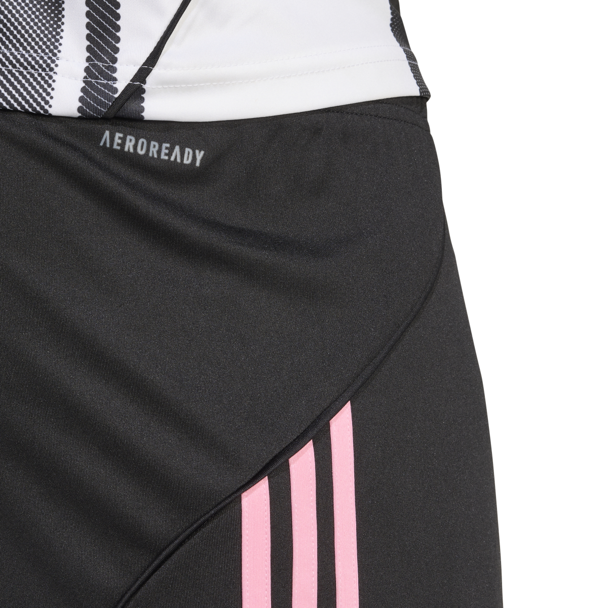 Juventus Turin Home Short 25/26 - machsport – Bild 