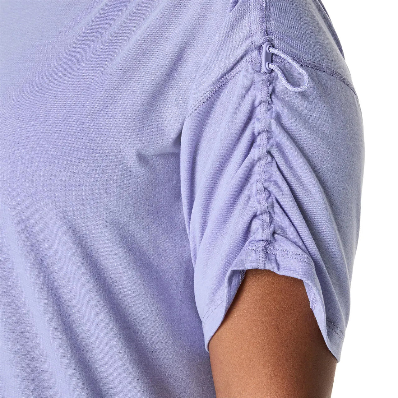 Asics Damenlaufshirt Nagino Run Adjustable SS Top, leichtes, atmungsaktives Laufshirt für Damen, schwarz mit sichtbarem Logo.