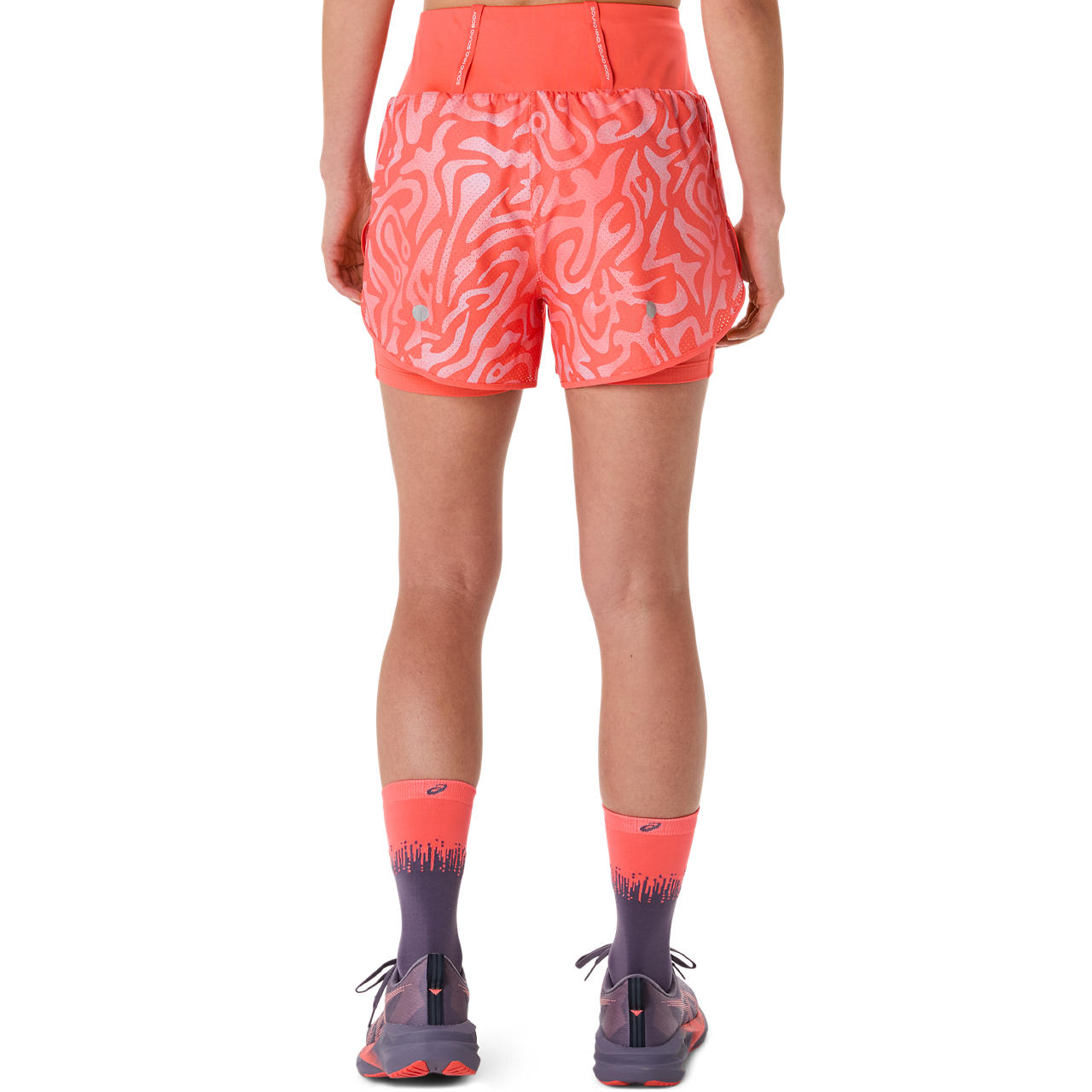 Asics Damenlaufhose Road All Over Print 2-N-1 3.5IN Short - machsport