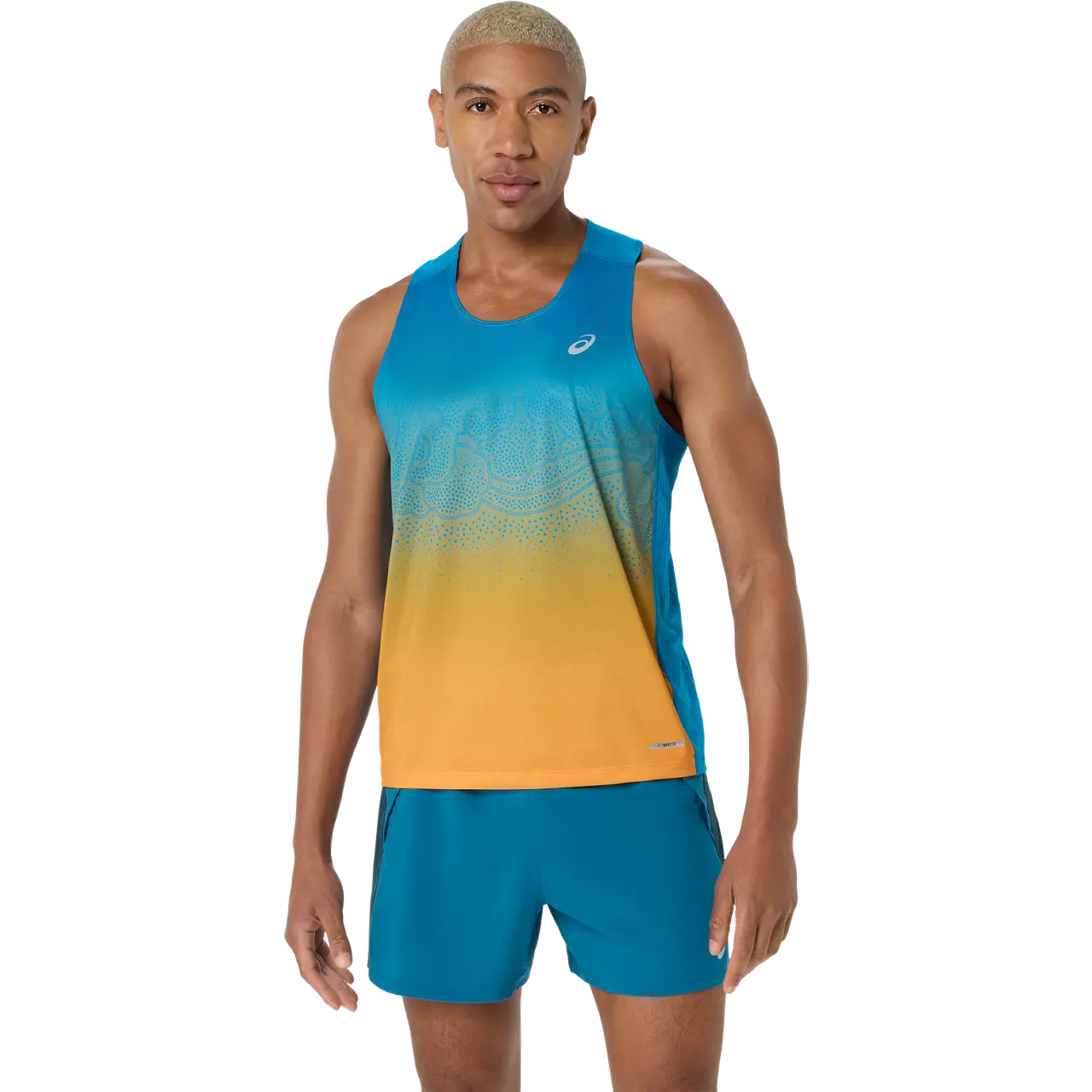 Asics Herrenlaufshirt Road Fade Singlet aus atmungsaktivem Material, sportlich und bequem für das Lauftraining.