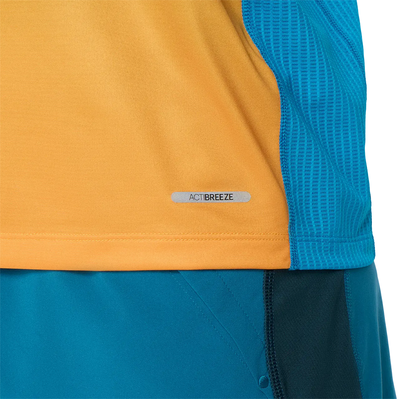 Asics Herrenlaufshirt Road Fade Singlet aus atmungsaktivem Stoff, in Schwarz mit Farbverlauf, für sportliche Läufer, Blick auf das Shirt. – Bild 