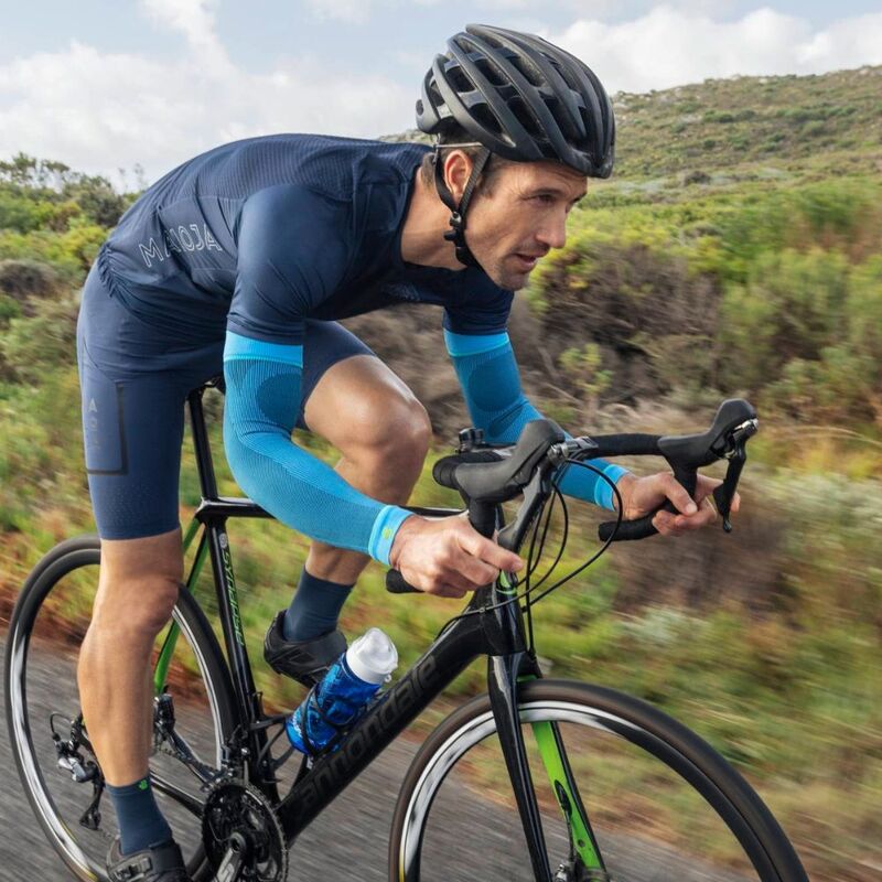 Bauerfeind Compression Sleeves arm Long, Schwarz - machsport – Bild 