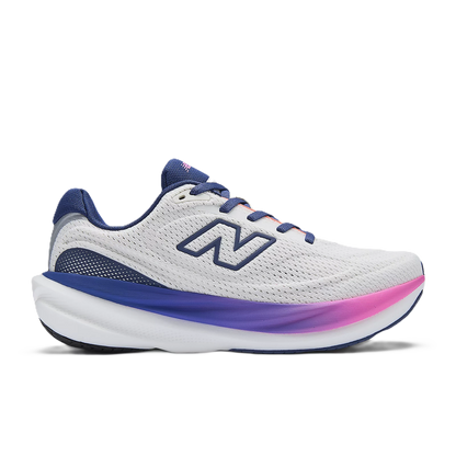 Damen-Neutrallaufschuhe von New Balance 1080v15, weiches Obermaterial, laufgerechte Sohle, sportliches Design, seitliche Markenlogo sichtbar