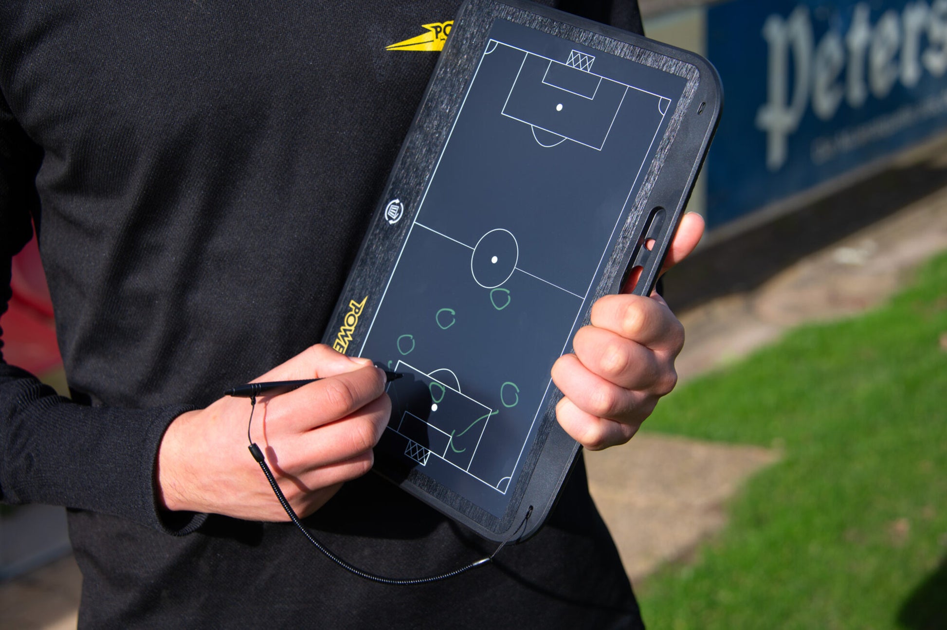 Powershot Elektronische Taktiktafel - Das ultimative Coaching-Board mit LCD Schreiboberfläche - machsport – Bild 