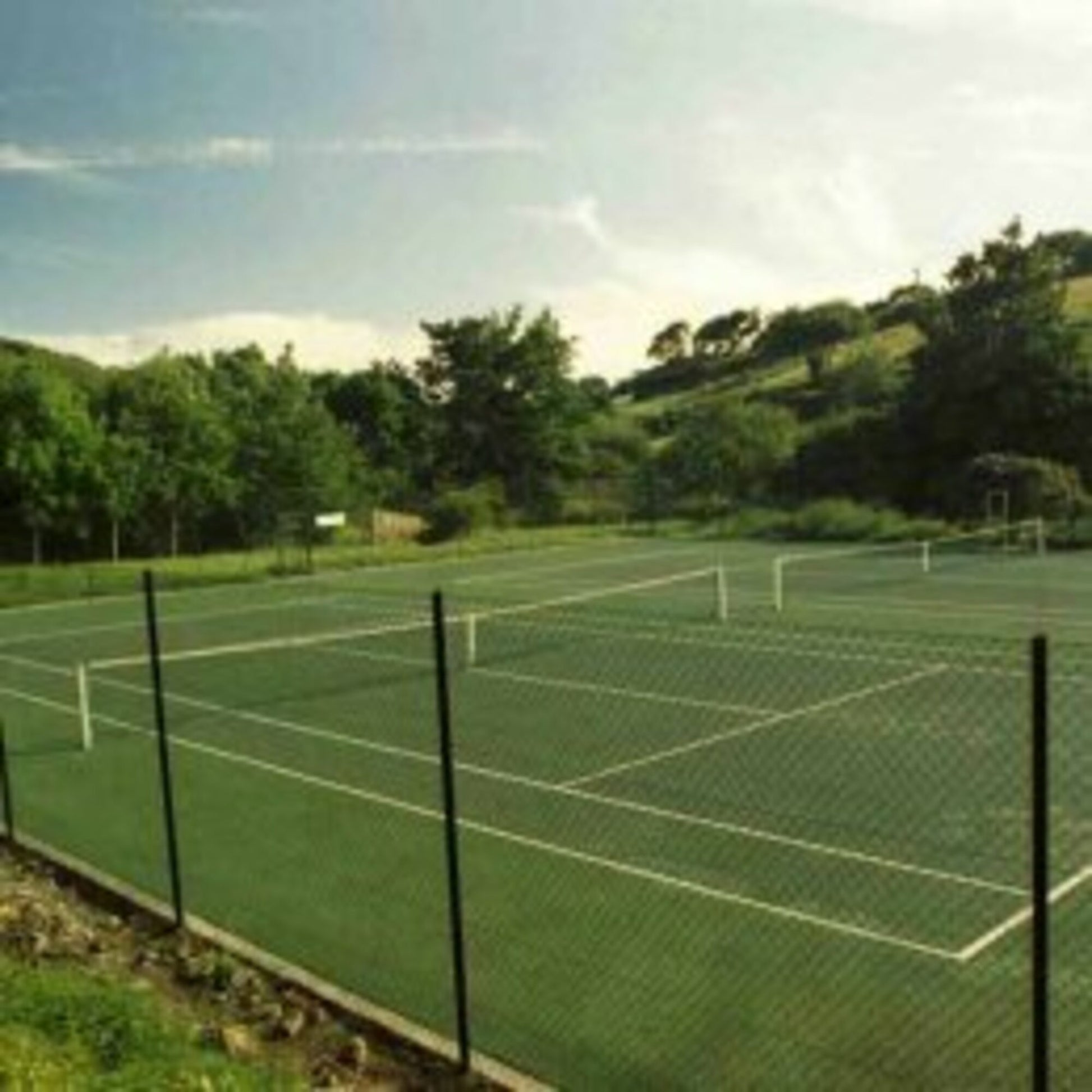 Powershot Schutznetz für Sportplätze - Feldbegrenzungsnetz Tennis - machsport – Bild 