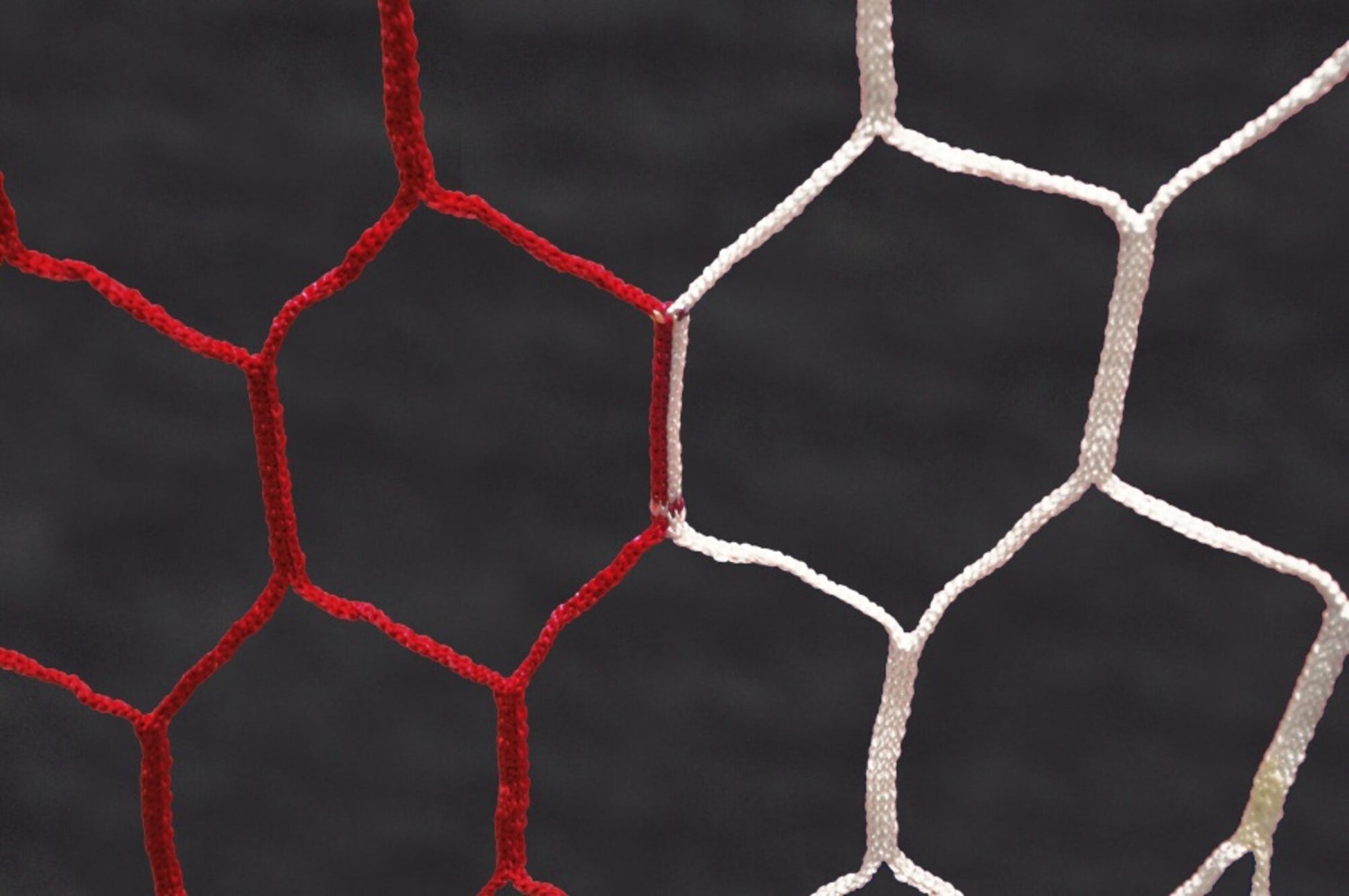 Powershot Fußballnetz - 11er Tor - Wabenförmig - 4mm Weiß/Rot - machsport – Bild 