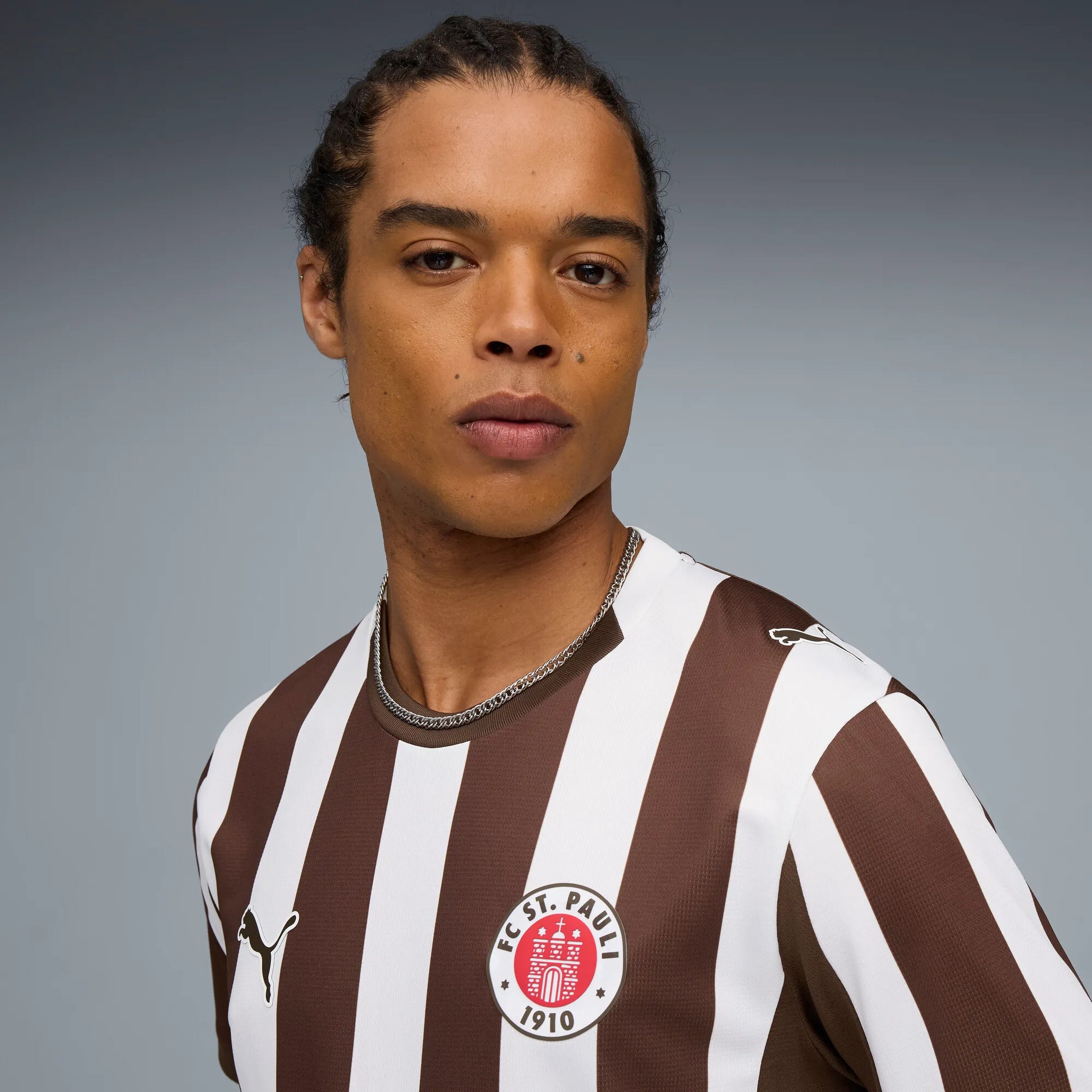 FC St. Pauli Home Jersey 25/26 - machsport – Bild 