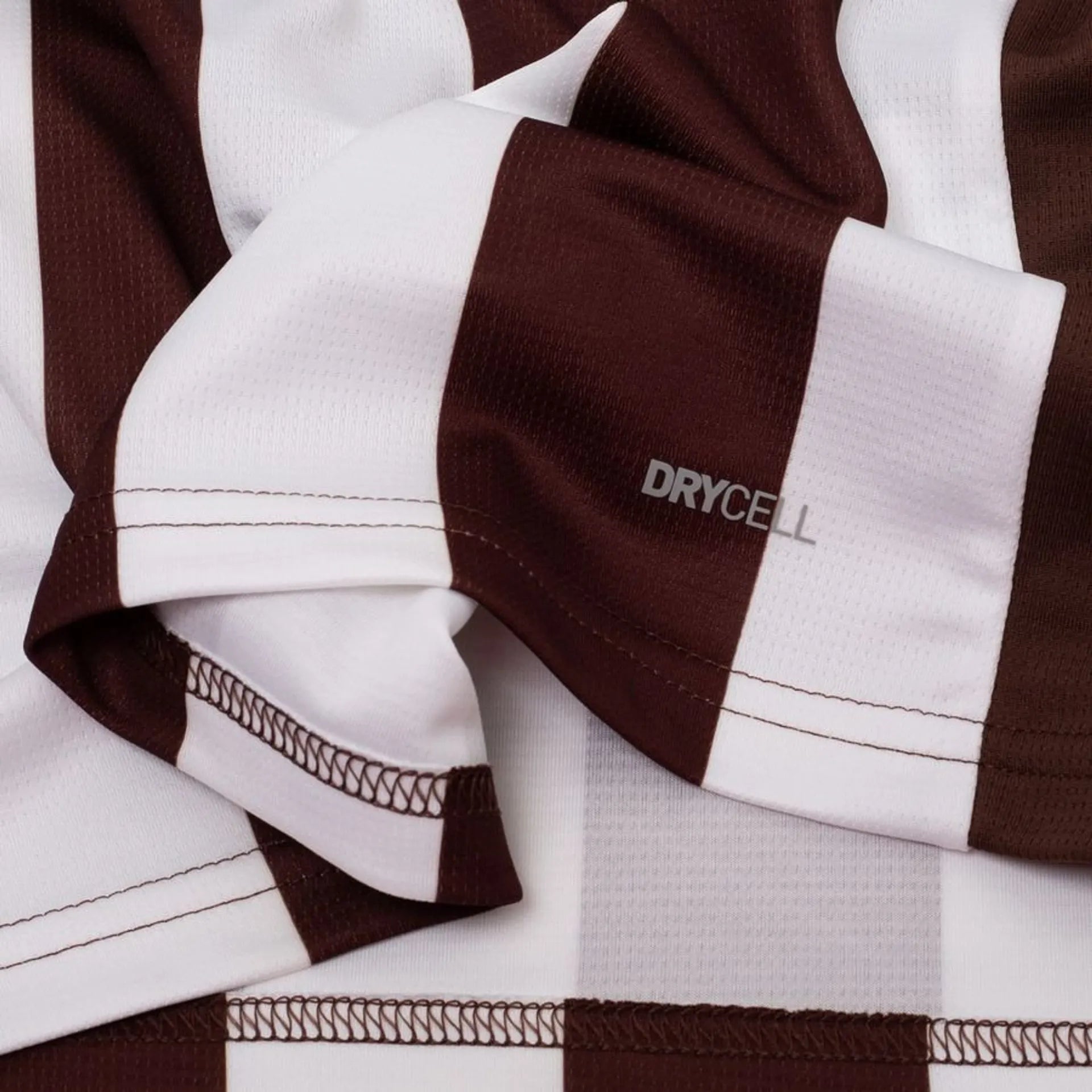 FC St. Pauli Home Jersey 25/26 - machsport – Bild 