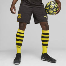 Lade das Bild in den Galerie-Viewer, BVB Shorts Home 23/24
