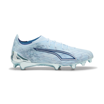 Puma Ultra 6 Ultimate FG Rasenfußballschuhe seitliche Ansicht, sportliches Design, vielseitige Fußballschuhe für den Rasen