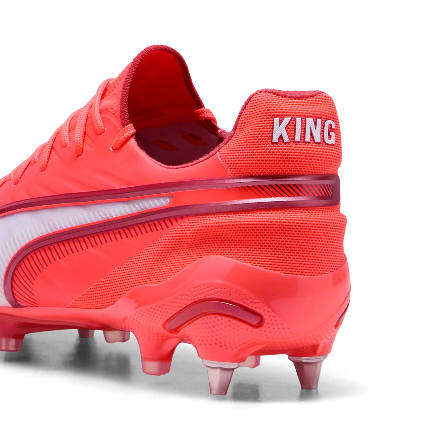 Puma Fußballschuhe King Ultimate MXSG - komfortabel, langlebig & optimaler Grip für maximale Performance auf nassen, weichen Böden