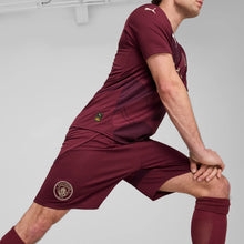 Lade das Bild in den Galerie-Viewer, MANCHESTER CITY Home Short 24/25
