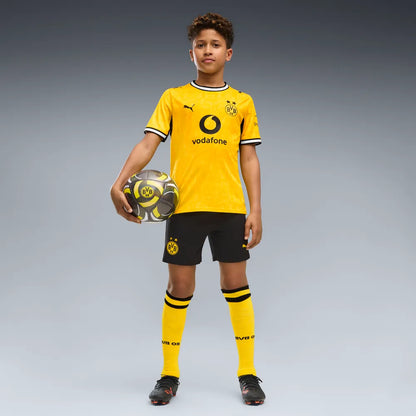 BVB Kinderfußballhose Replica 2026/2027, Borussia Dortmund Shorts mit dryCELL für junge Fans - machsport