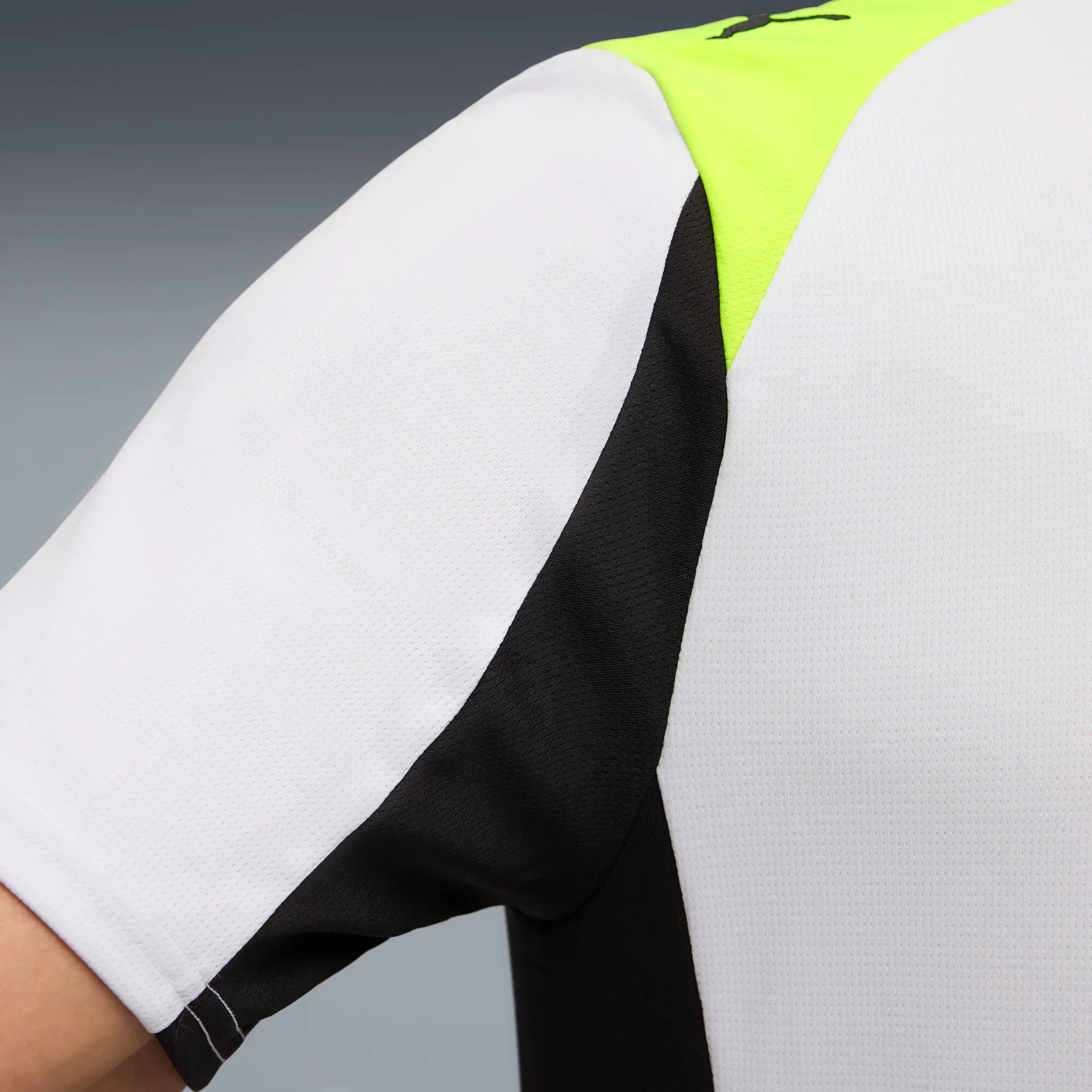 BVB Away Jersey 25/26 - machsport – Bild 