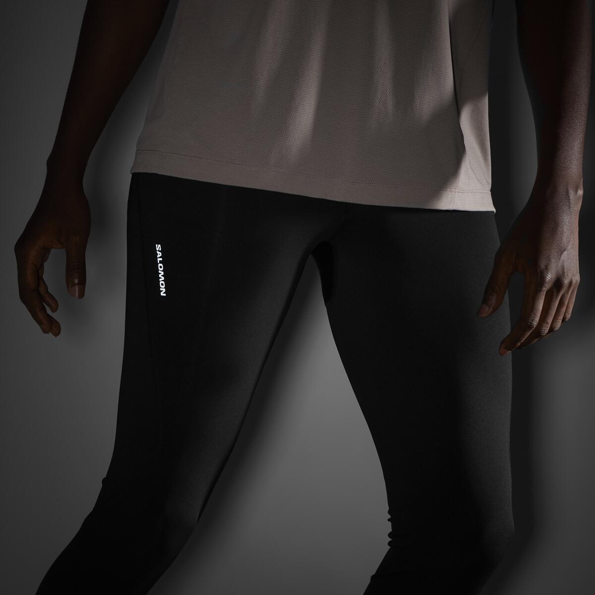 Salomon Herenlaufhose Shakeout Core Tights - machsport