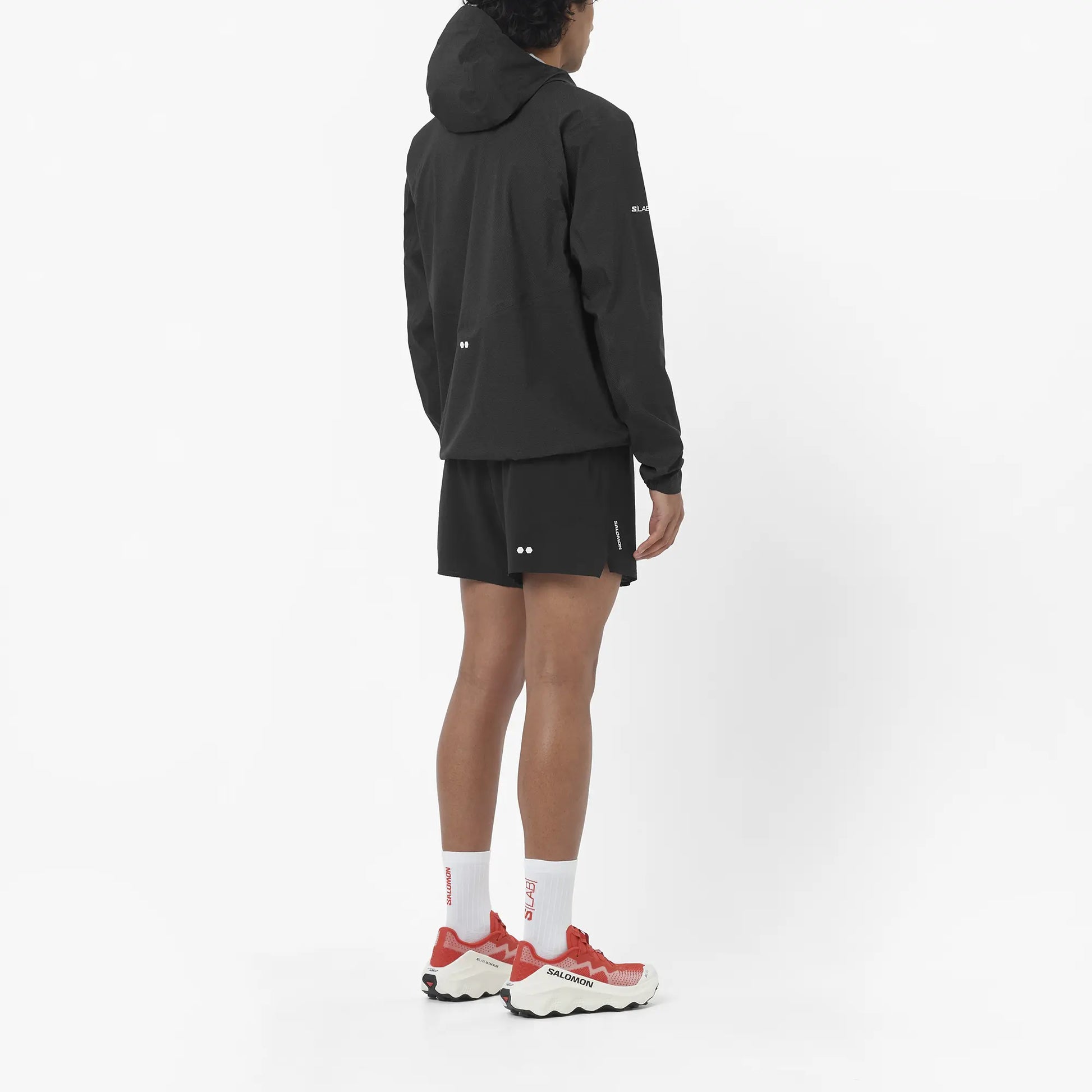 Salomon Sense Aero Stow 5, Laufshorts mit Grid Flow Material und Stauraum für Running und tägliches Training, deep black - machsport – Bild 