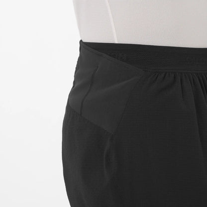 Salomon Sense Aero Stow 5, Laufshorts mit Grid Flow Material und Stauraum für Running und tägliches Training, deep black - machsport