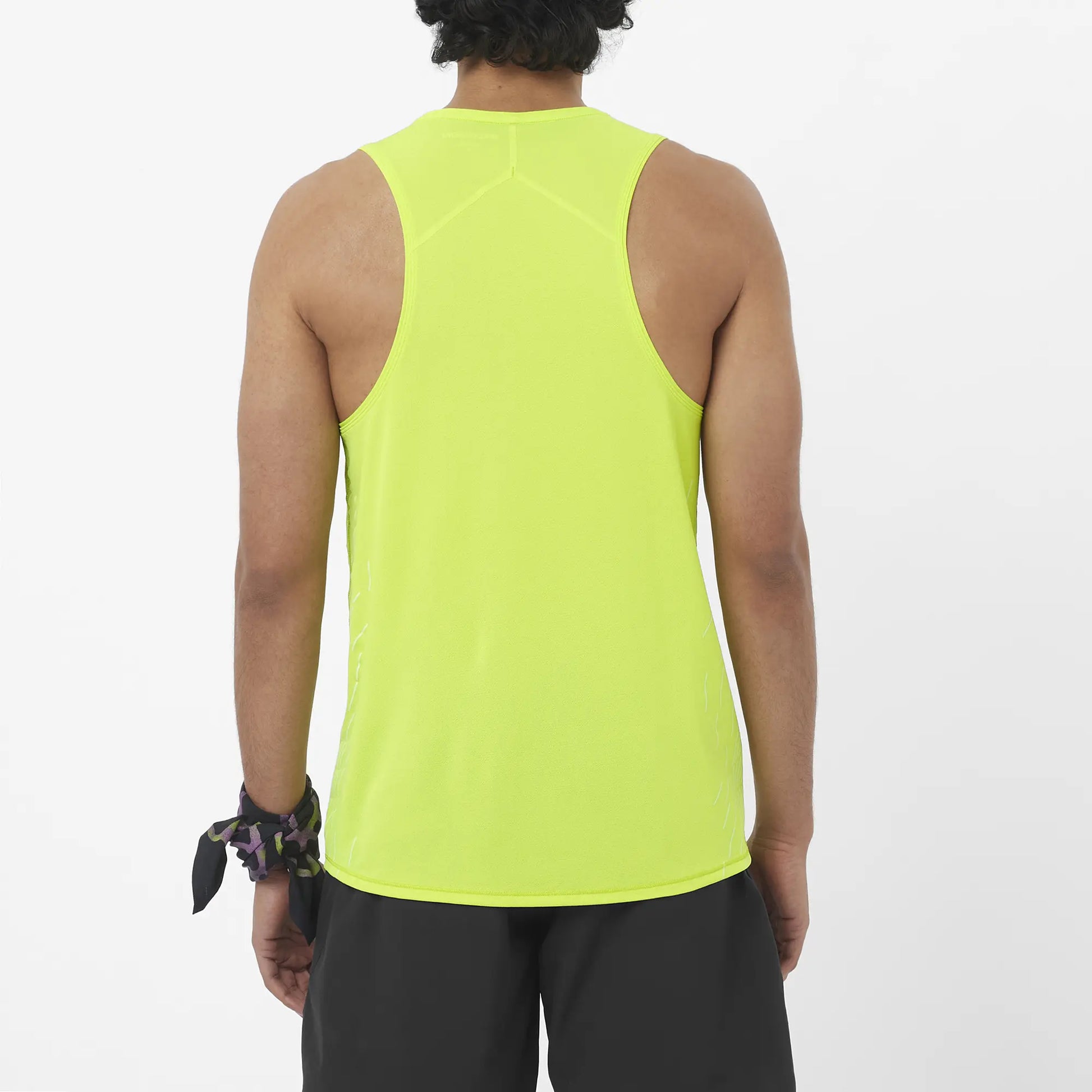 Salomon Herrenlaufshirt Sense Aero Singlet, leichtes Running Singlet für schnelle Läufe und hohe Atmungsaktivität, butterfly - machsport – Bild 