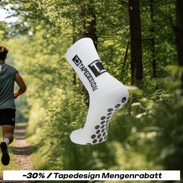 Gripsocken mit Läufer im Hintergrund